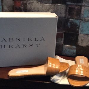 Gabriela Hearst flat sandal.